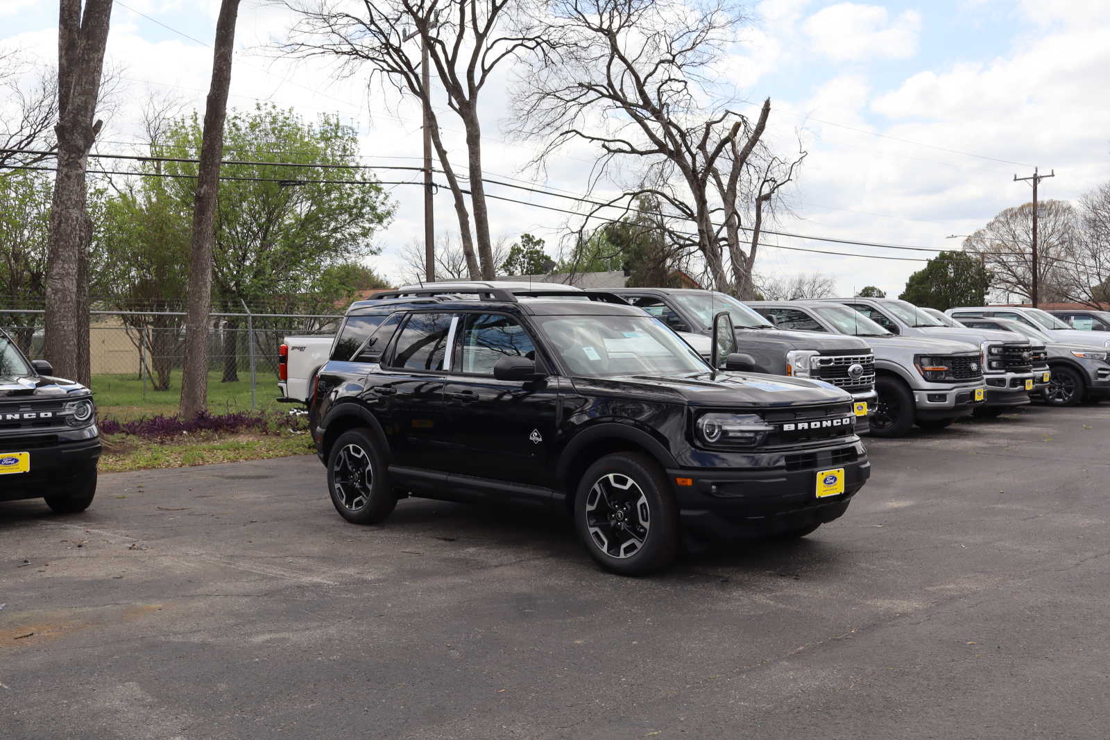 Ford Bronco Sport Outer Banks vehicles Mac Haik's Southway Ford