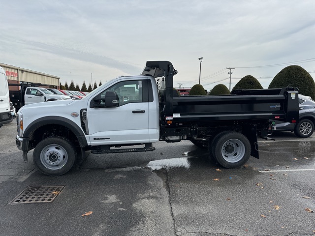 2024 Ford F-550SD XL