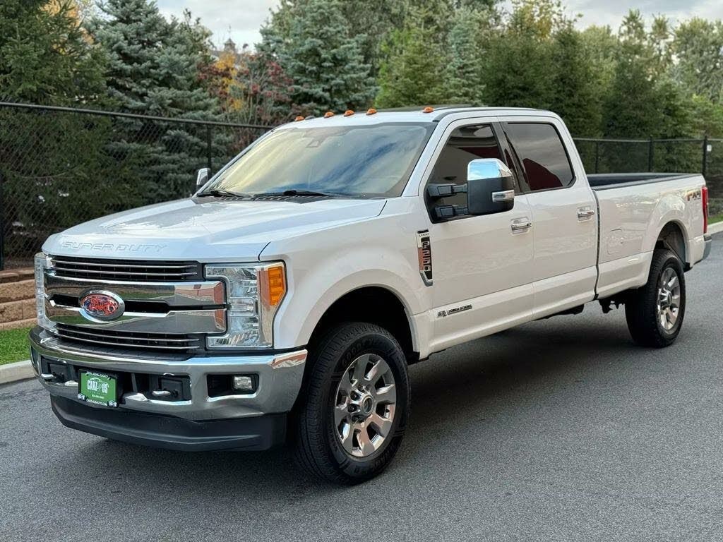 Used 2017 Ford F-250SD LARIAT