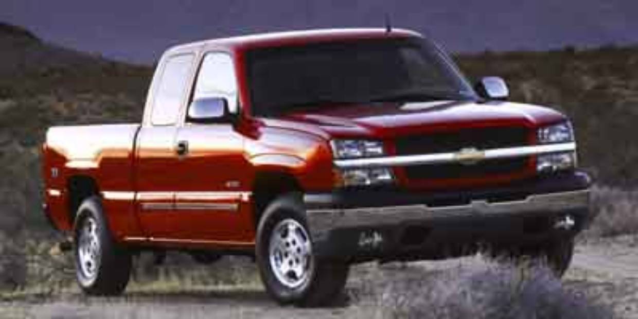 2004 Chevrolet Silverado LS's photo