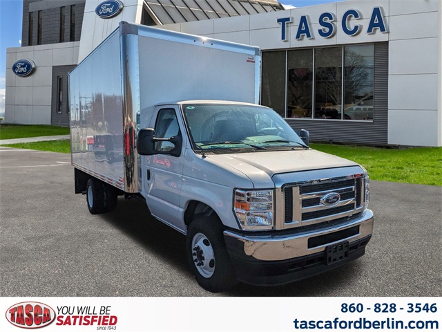 2025 Ford E-350SD Base