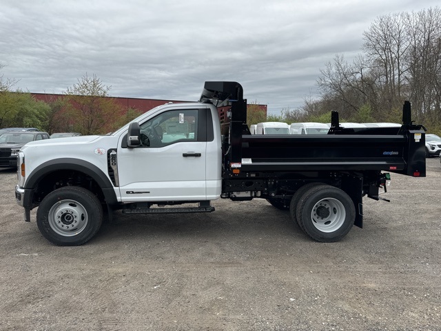 2024 Ford F-600SD