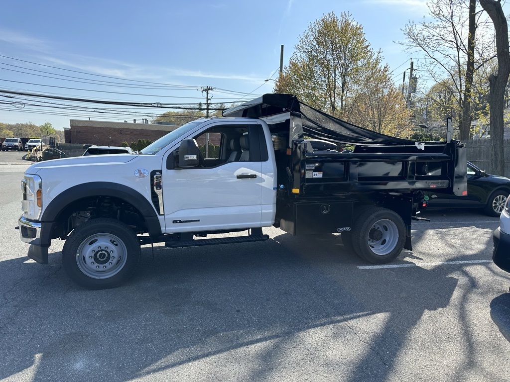 2024 Ford F-550SD XL