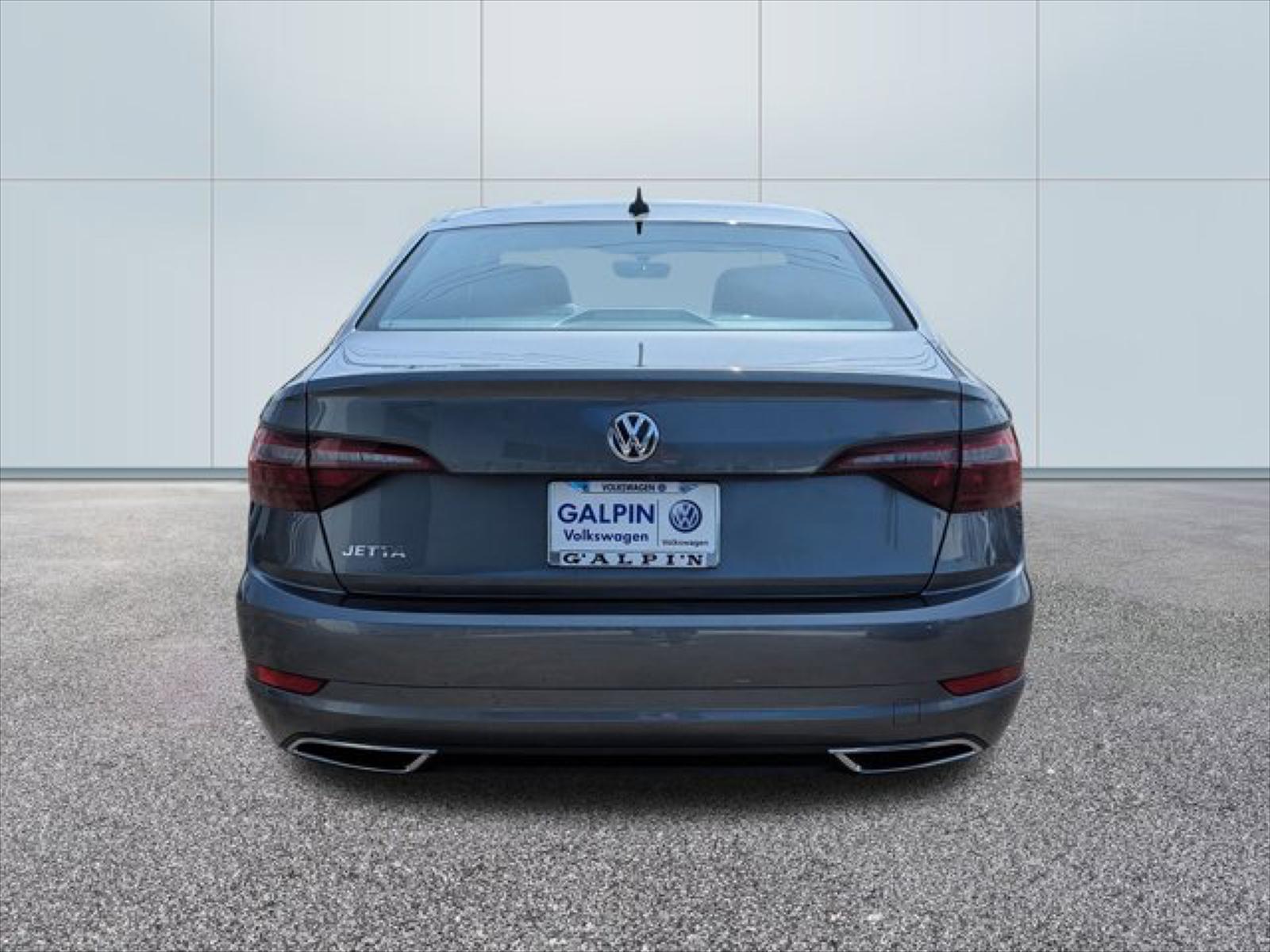 2020 Volkswagen Jetta R-Line photo 4