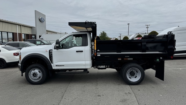 2024 Ford F-550SD XL