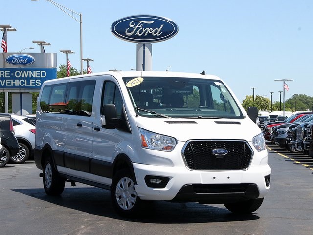 Used 2021 Ford Transit Passenger Van XLT with VIN 1FBAX2Y85MKA49862 for sale in Arlington Heights, IL