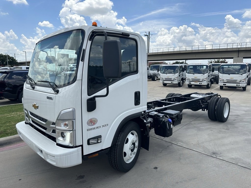 New 2024 Chevrolet 5500 XD LCF Diesel 