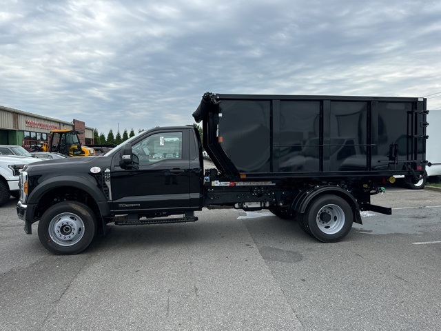 2024 Ford F-600SD