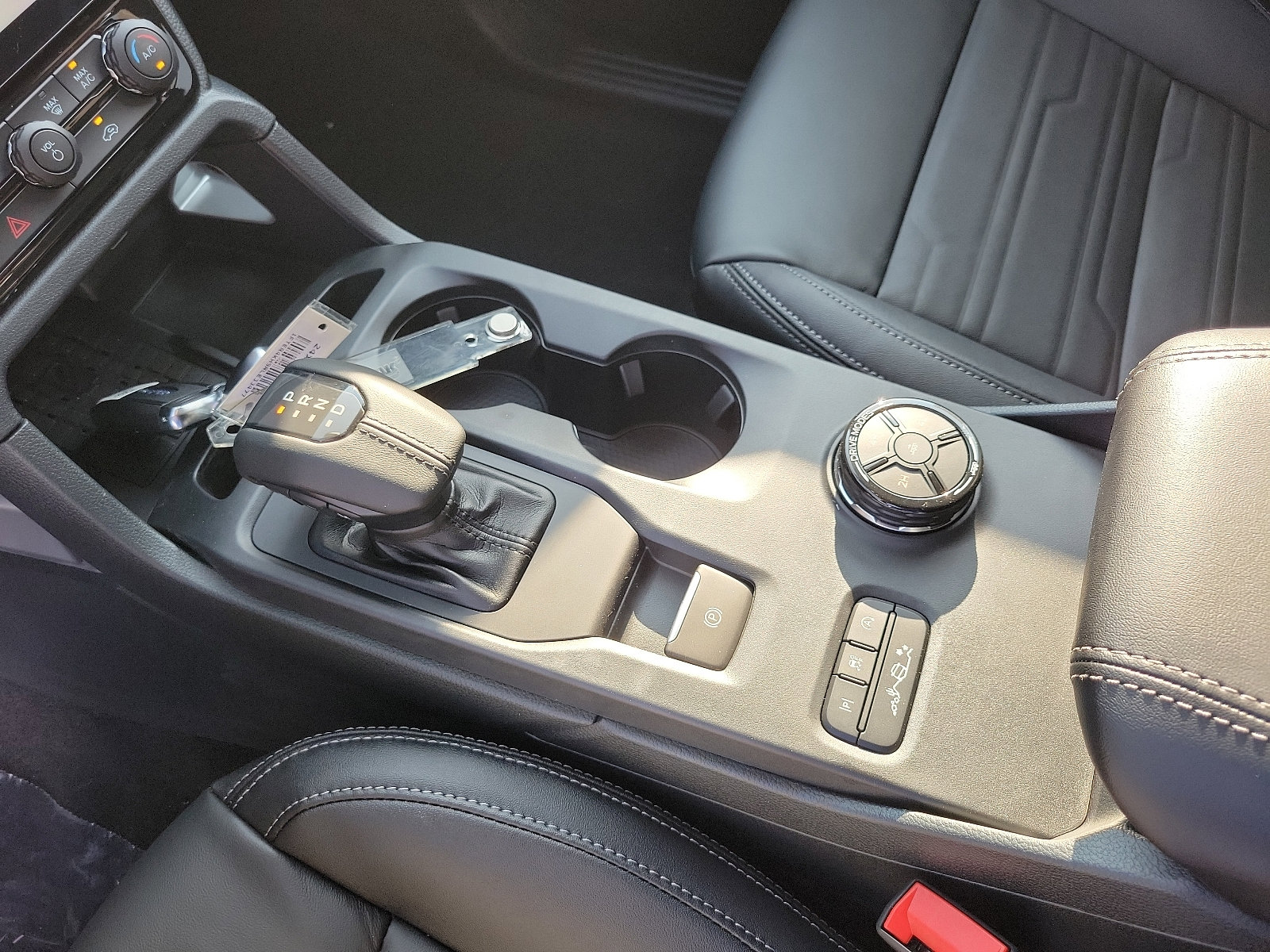 2024 Ford Ranger Lariat photo 7