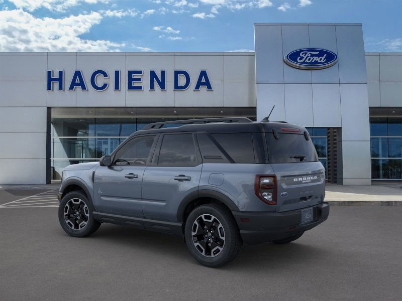 2024 Ford Bronco Sport Outer Banks photo 4