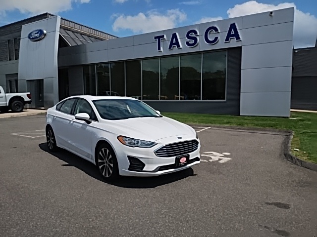 Used 2020 Ford Fusion SE with VIN 3FA6P0T94LR223328 for sale in Berlin, CT