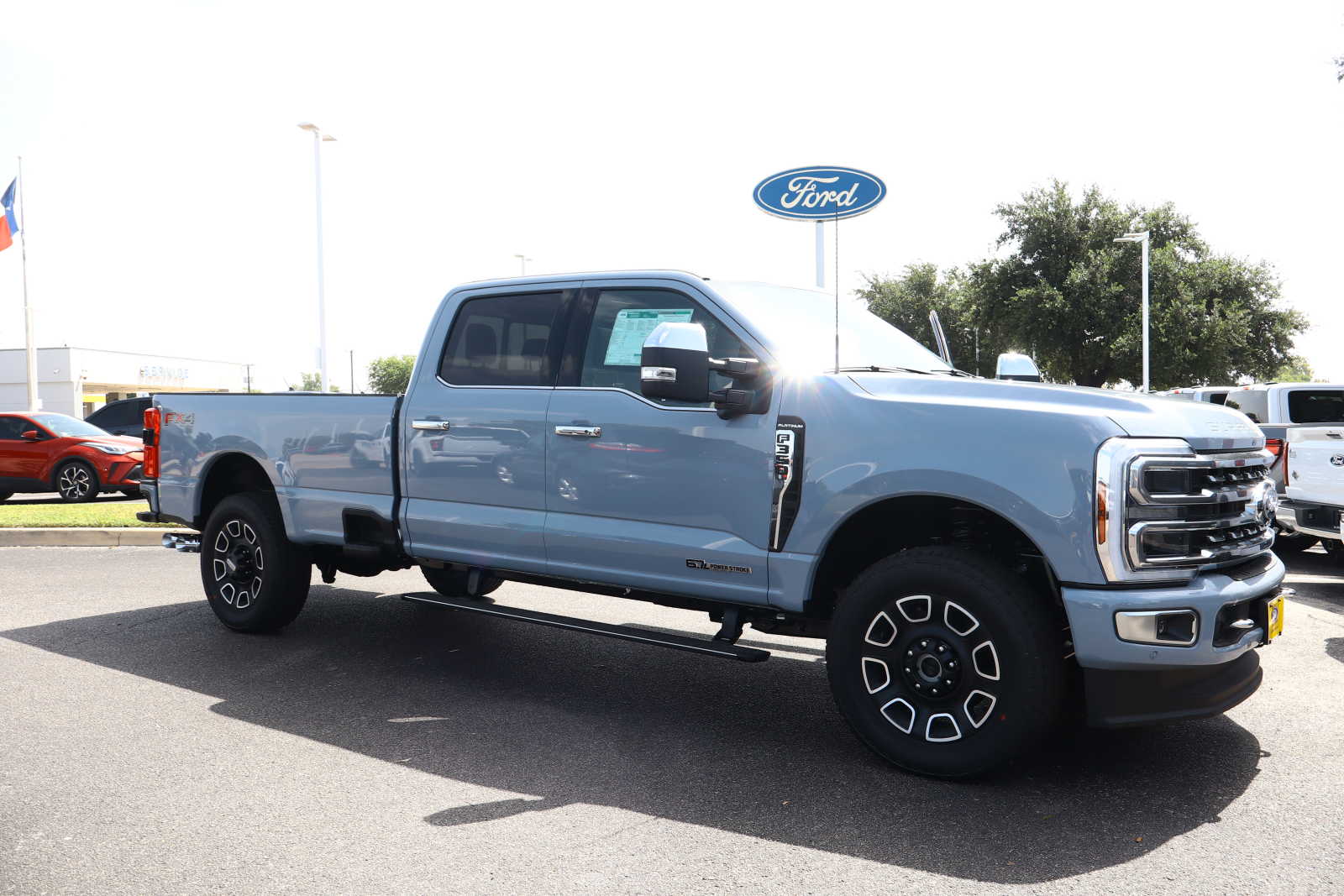 2024 Ford Super Duty F-350 SRW Platinum