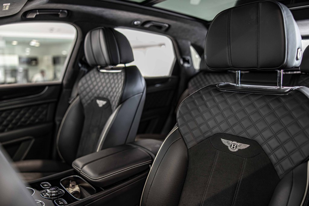 2022 Bentley Bentayga S photo 17