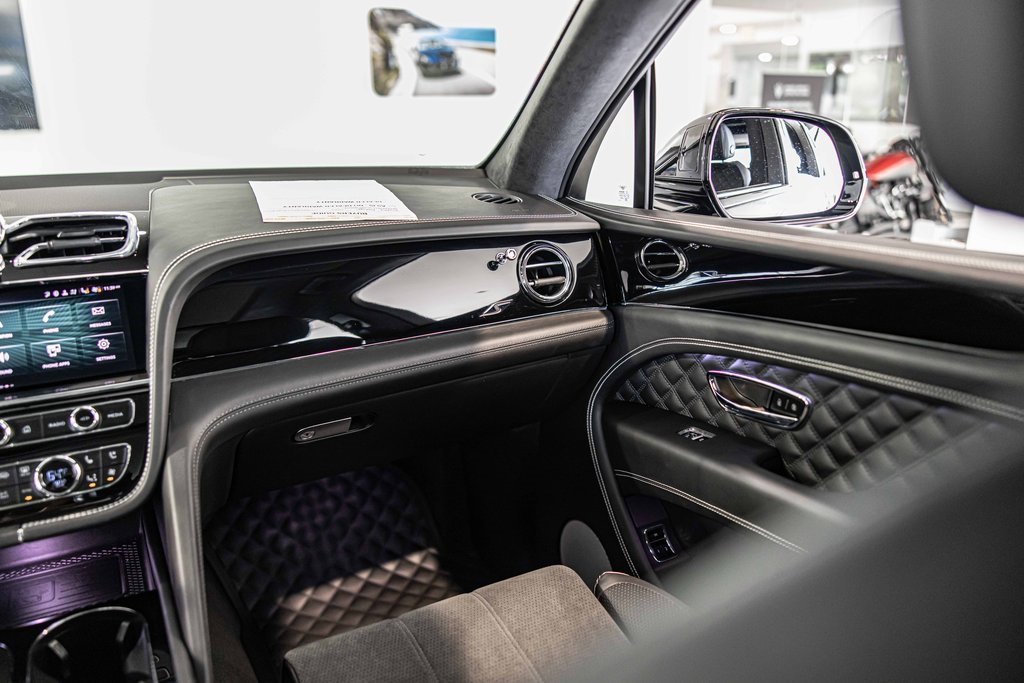 2022 Bentley Bentayga S photo 43