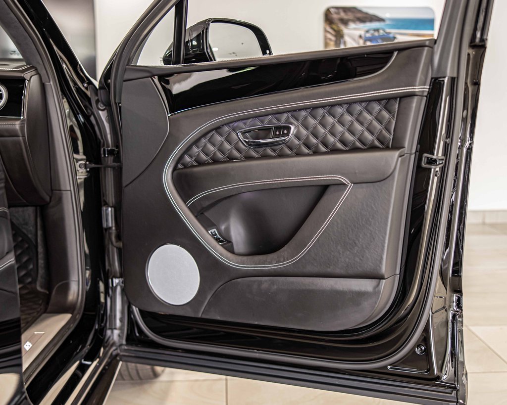 2022 Bentley Bentayga S photo 46
