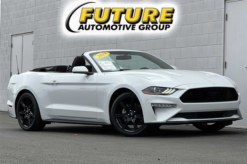 2019 Ford Mustang EcoBoost®