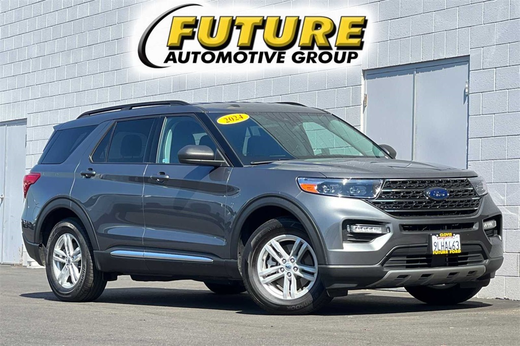 2024 Ford Explorer XLT