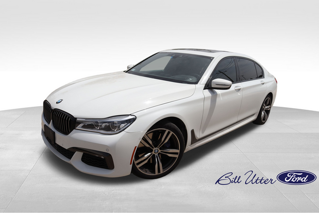 Used 2019 BMW 7 Series 750i with VIN WBA7F0C51KGM25853 for sale in Denton, TX