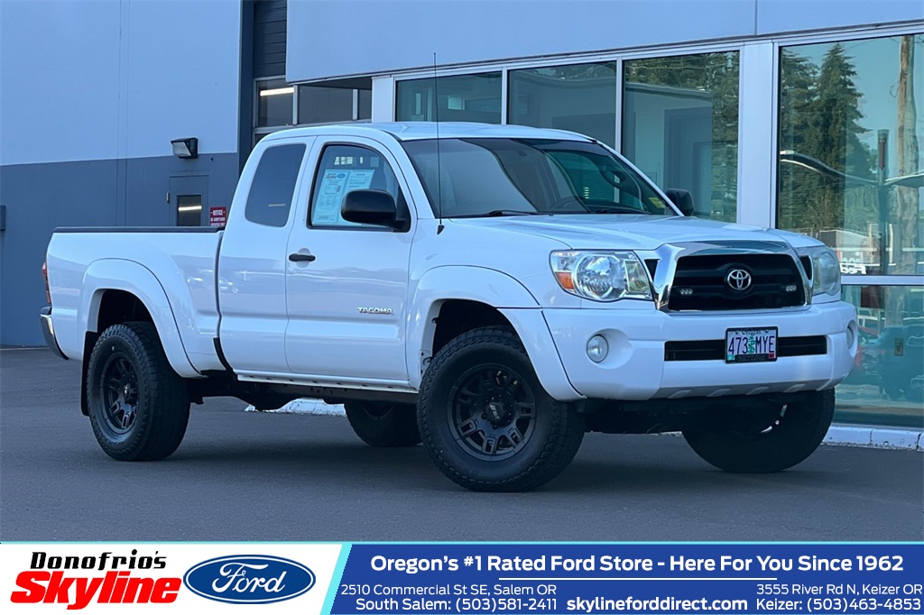 Used 2008 Toyota Tacoma Base with VIN 5TEUU42N68Z578721 for sale in Salem, OR