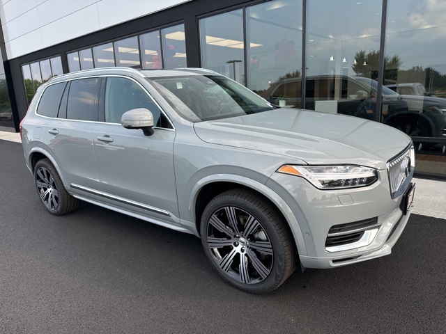 2025 Volvo XC90 Plug-In Hybrid T8 Ultra