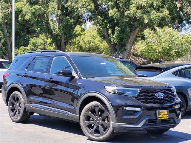 2024 Ford Explorer ST-Line