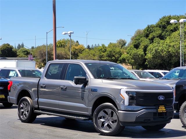 2024 Ford F-150 Lightning Flash