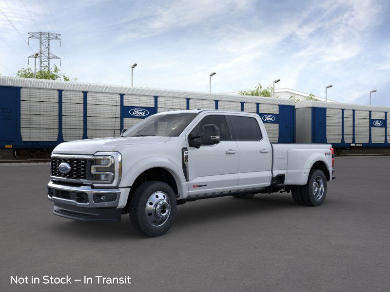 2024 Ford Super Duty F-450 DRW LARIAT