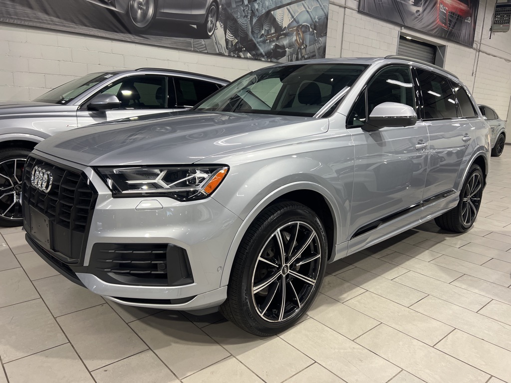 2021 Audi Q7 55 Premium Plus