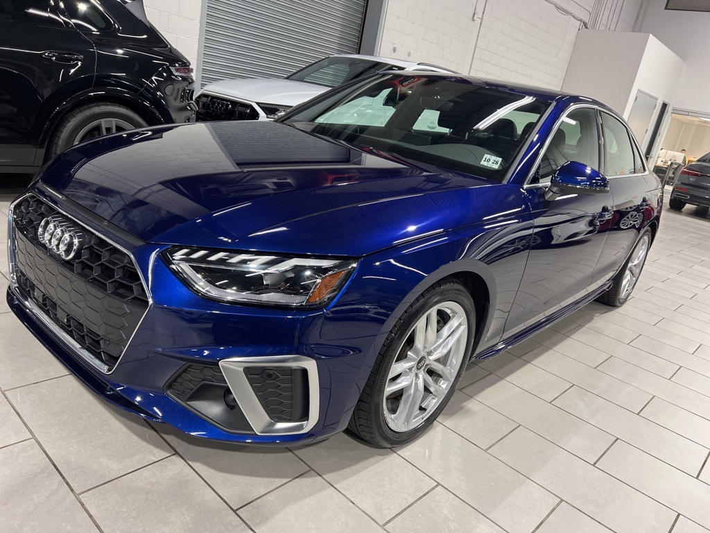 2023 Audi A4 45 S line Premium Plus