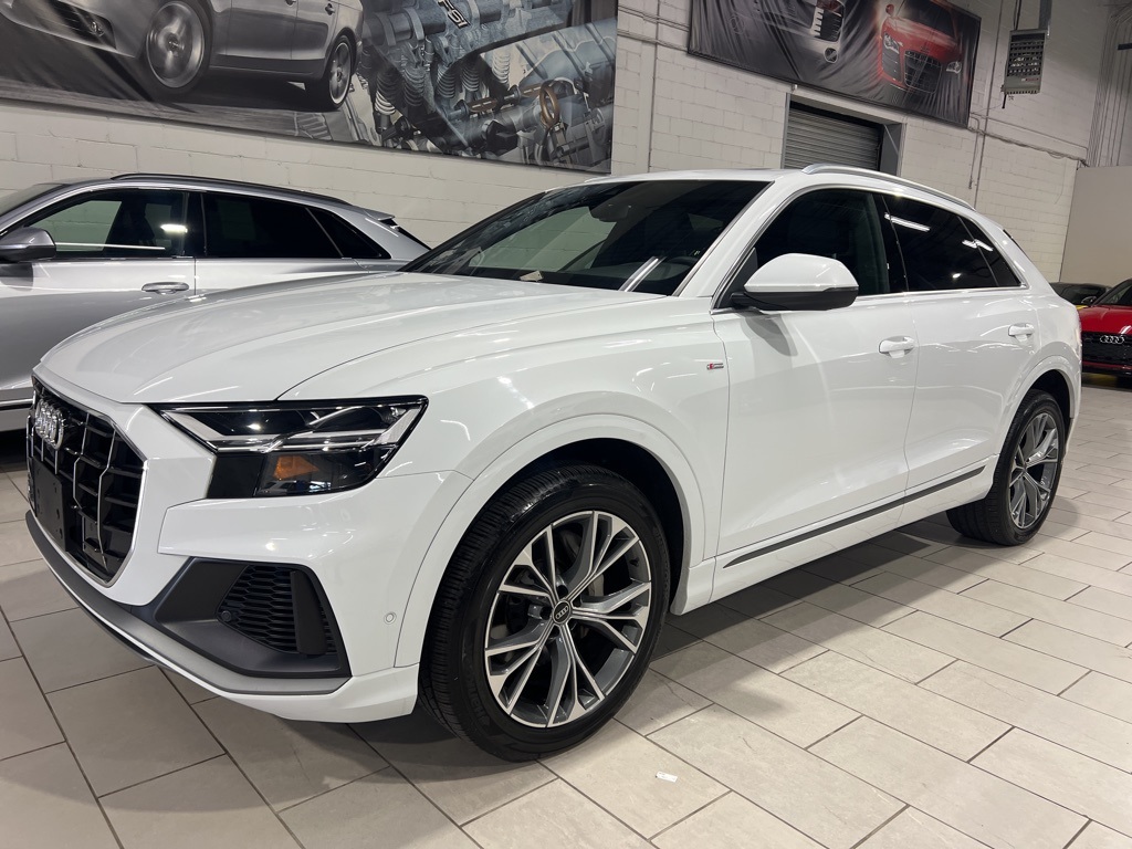 2021 Audi Q8 55 Premium Plus