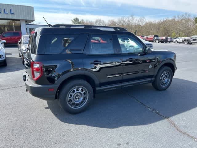 2024 Ford Bronco Sport Outer Banks photo 3