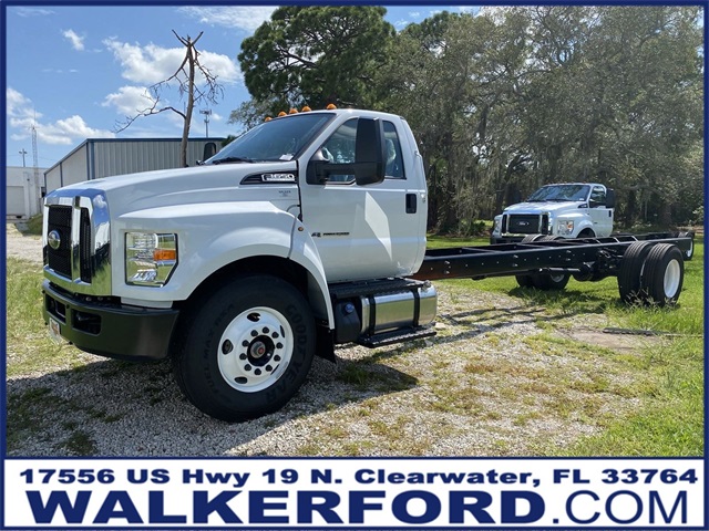 2025 Ford F-650 Straight Frame Base