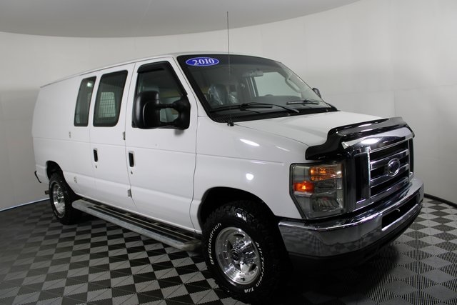 Used 2010 Ford E-Series Econoline Van Commercial with VIN 1FTNE2EW9ADA37297 for sale in Kansas City