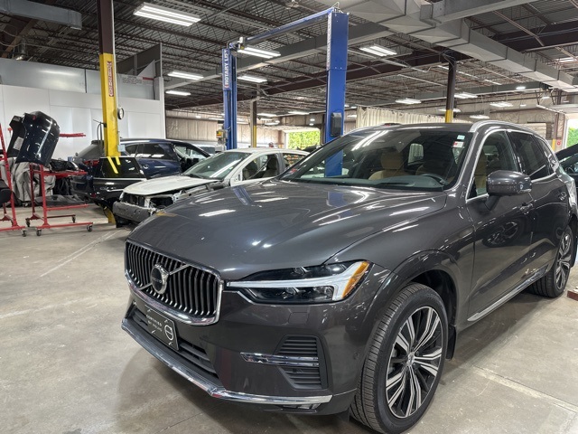 2023 Volvo XC60 B5 Core