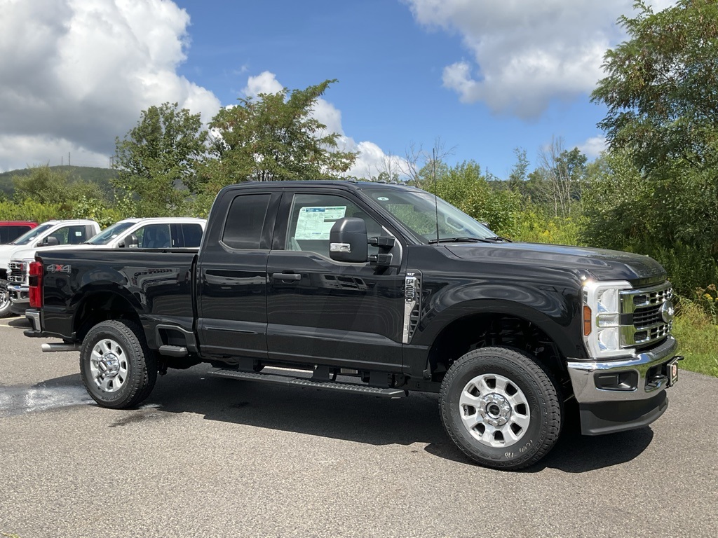 2024 Ford F-250SD XLT