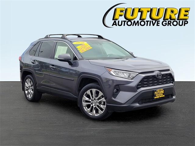 2020 Toyota RAV4 XLE Premium