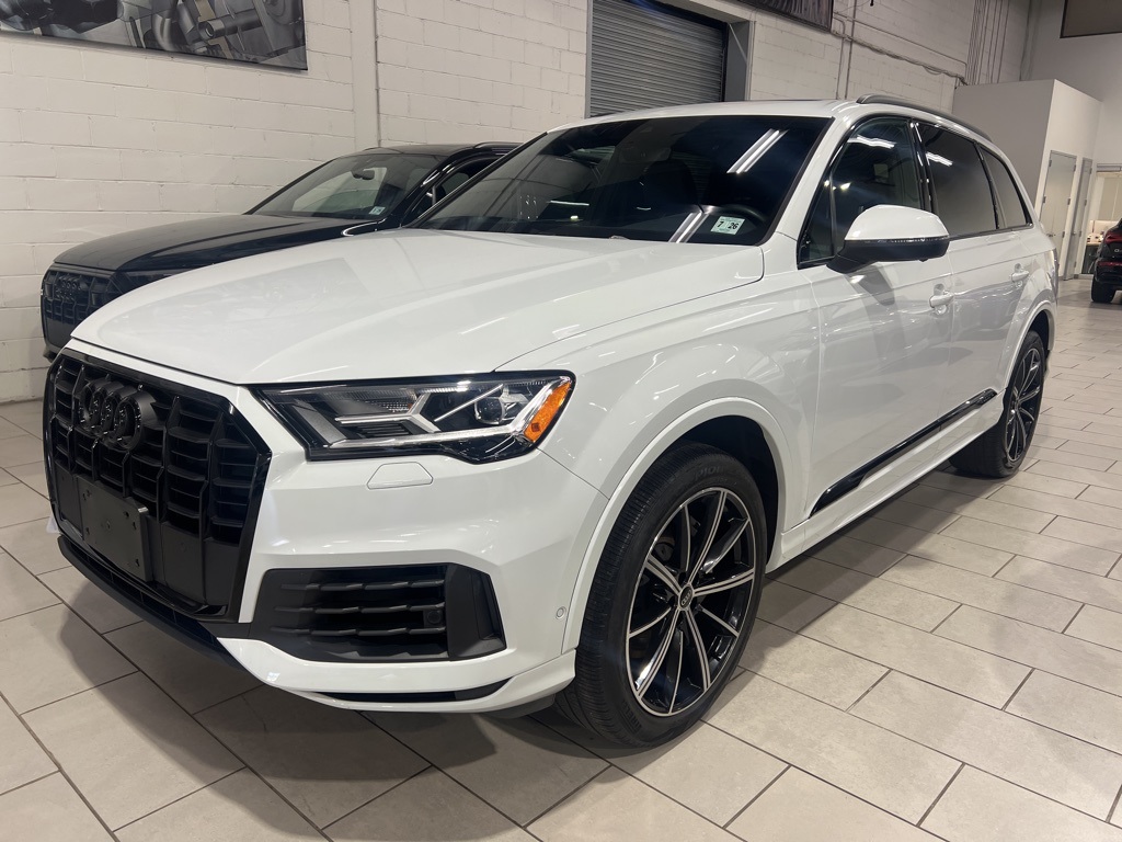 2021 Audi Q7 55 Premium Plus