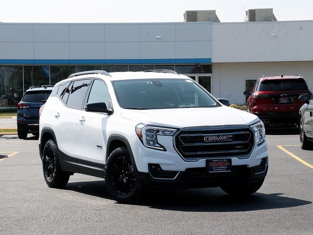 2023 GMC Terrain AT4