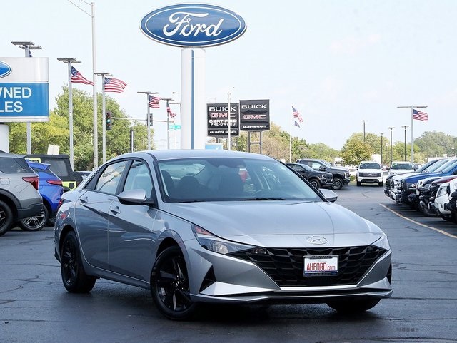 Used 2021 Hyundai Elantra SEL with VIN 5NPLS4AG6MH004945 for sale in Arlington Heights, IL