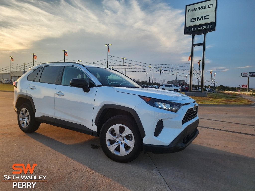 2021 Toyota RAV4 LE