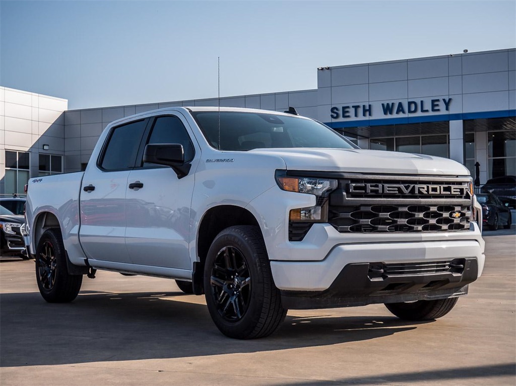 2022 Chevrolet Silverado 1500 Custom