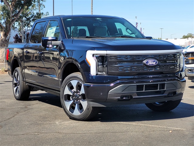 2024 Ford F-150 Lightning Platinum