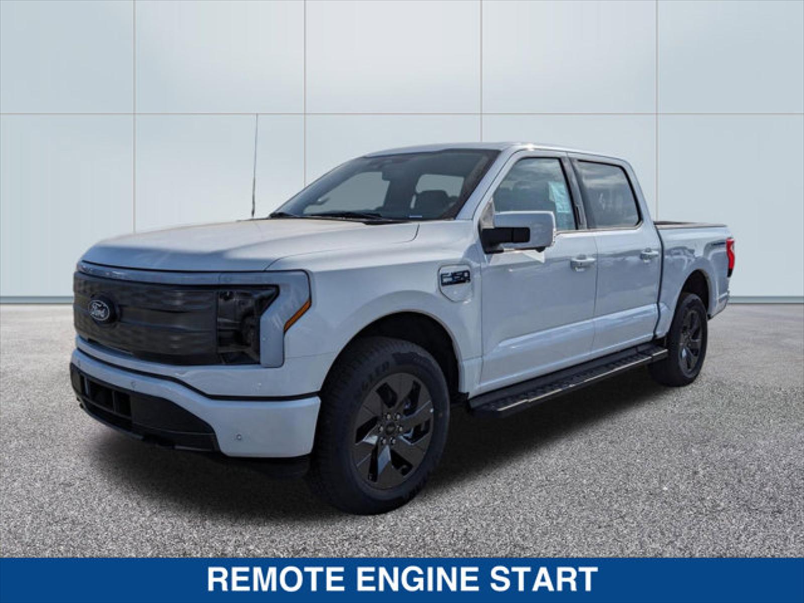 2024 Ford F-150 Lightning LARIAT