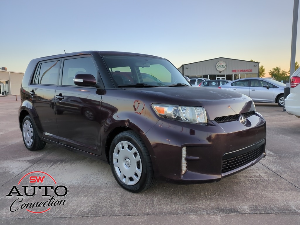 2015 Scion xB Base