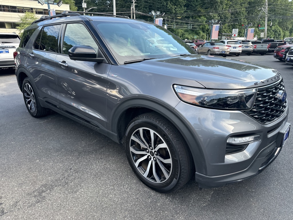 2022 Ford Explorer ST-Line