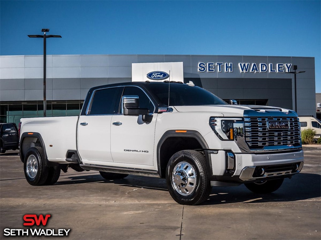 2024 GMC Sierra 3500HD Denali