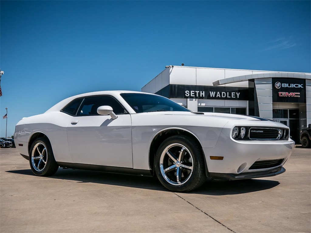 2011 Dodge Challenger Base