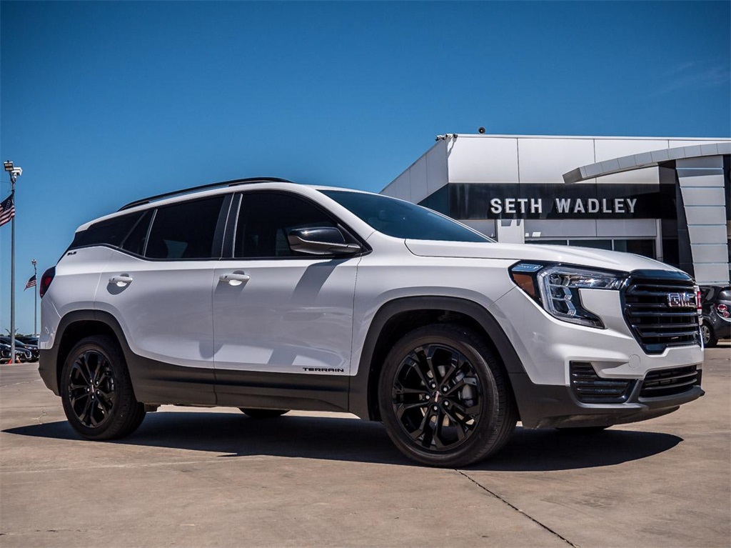 2022 GMC Terrain SLE