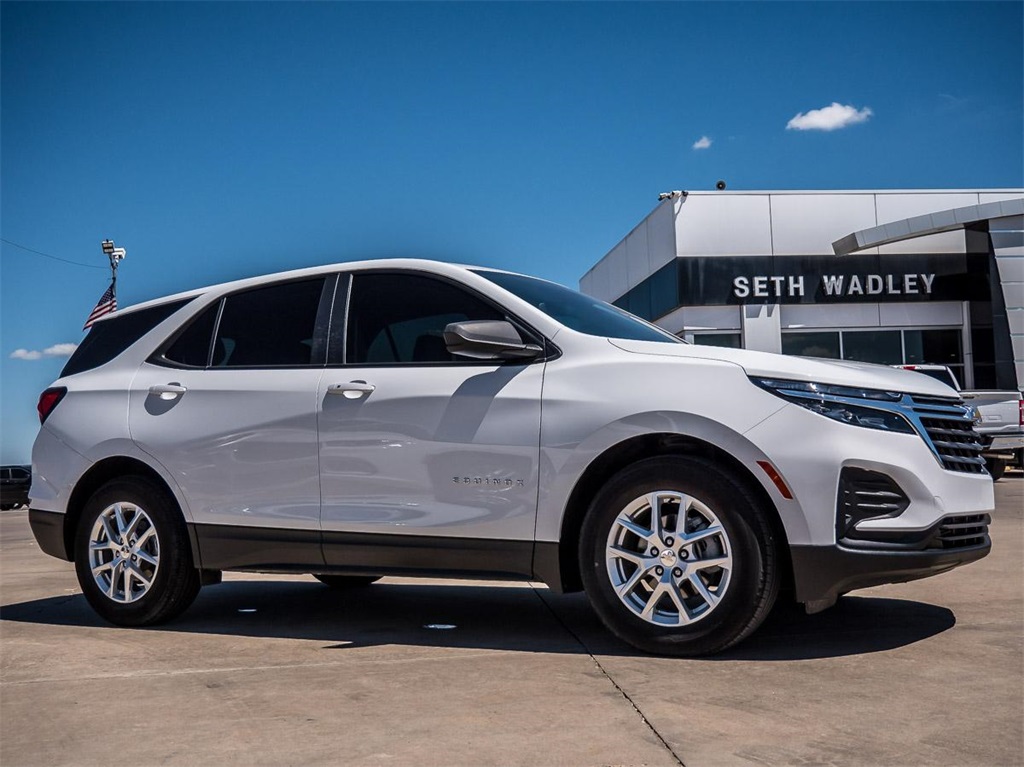 2022 Chevrolet Equinox LS