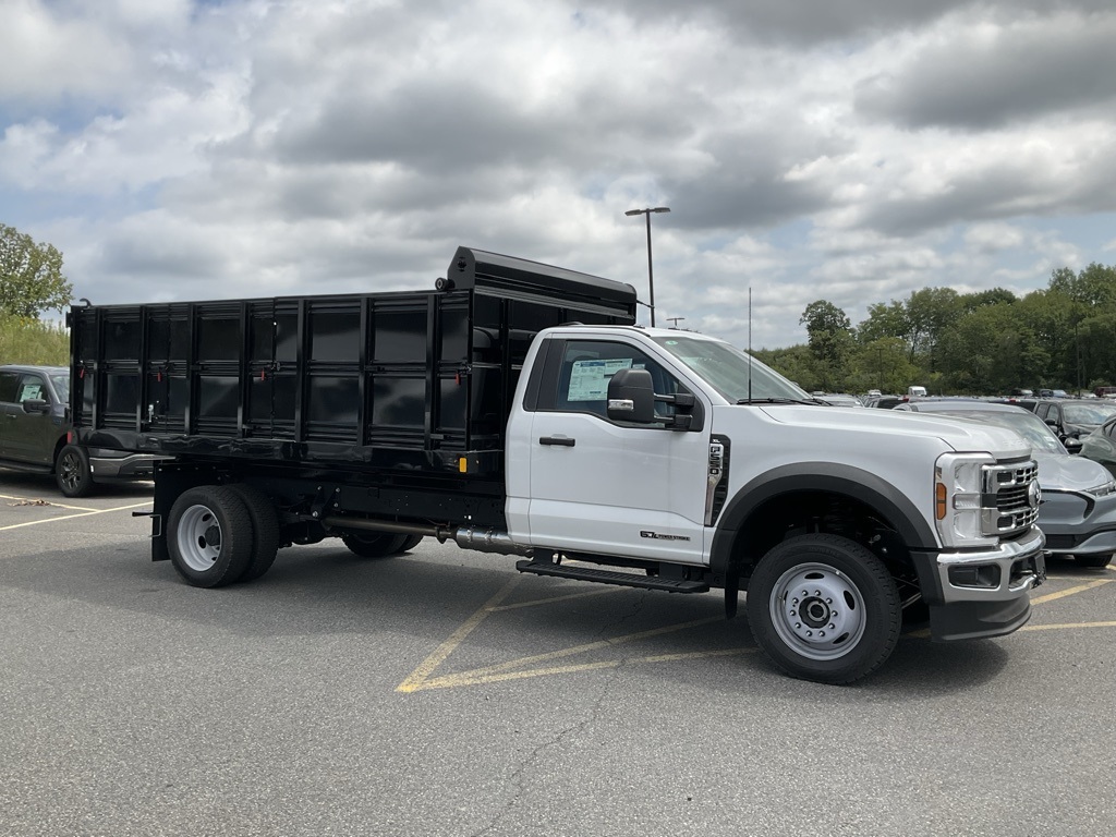 2024 Ford F-550SD XL